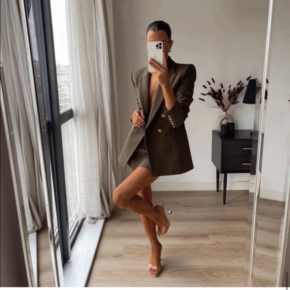 ZARA Tailored Blazer With Buttons - Picture 11 of 16